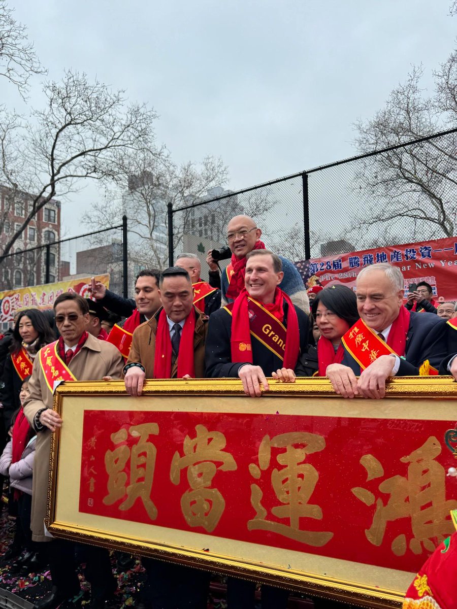 RepDanGoldman's tweet photo. I was proud to join Better Chinatown for their Lunar New Year Firecracker Festival. It is my profound honor to represent Chinatown in Congress and a great joy to celebrate this holiday with my friends and neighbors there.
 
I hope the Year of the Horse brings everyone hope, optimism and growth!