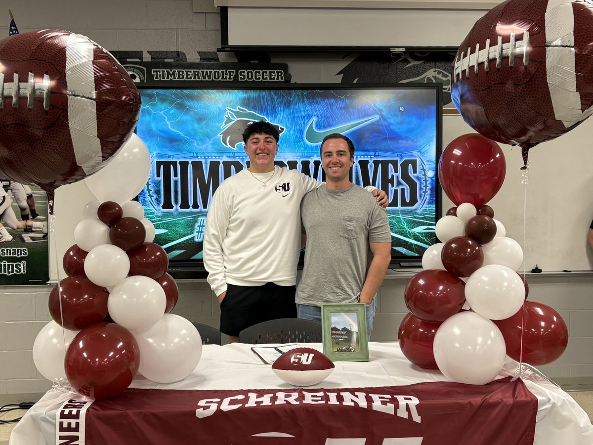 realjakholbrook's tweet photo. What a cool experience getting to watch client @SilgueroLuke sign to @SchreinerFB today. Thank you to @Cedar_ParkFB @CoachQCPProud and @SilgueroLuke family for inviting me to this special day. Now the real work begins! 😈💪 #longsnapper https://t.co/5ZlJLdbd2W