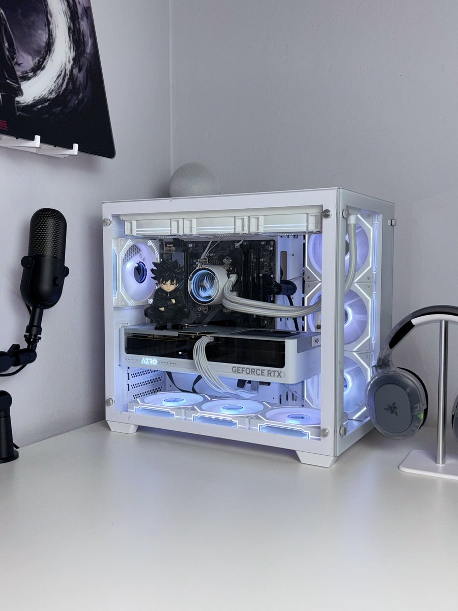 iDitech's tweet photo. #desksetup https://t.co/9JH7GO1KdN
