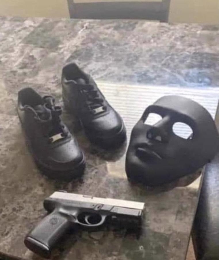 Karlo B. tweet media