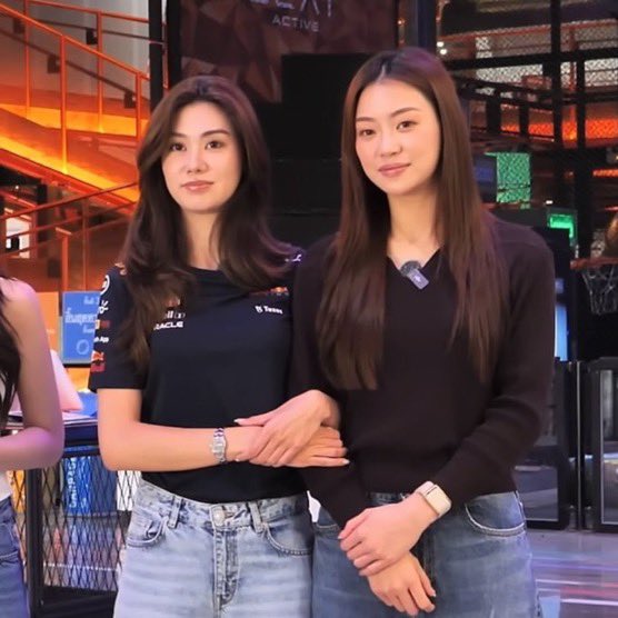 I know everyone is sick and tired of my arse barking miulena all the time… wouldn’t be surprised if I’ve been muted or smth but idc… MIULENA 4 LIFE