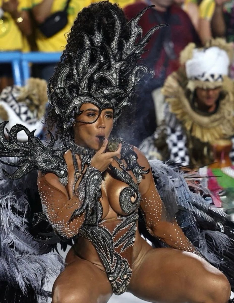 Evelyn Bastos💚💖

#apuracaoRJ #carnval2026