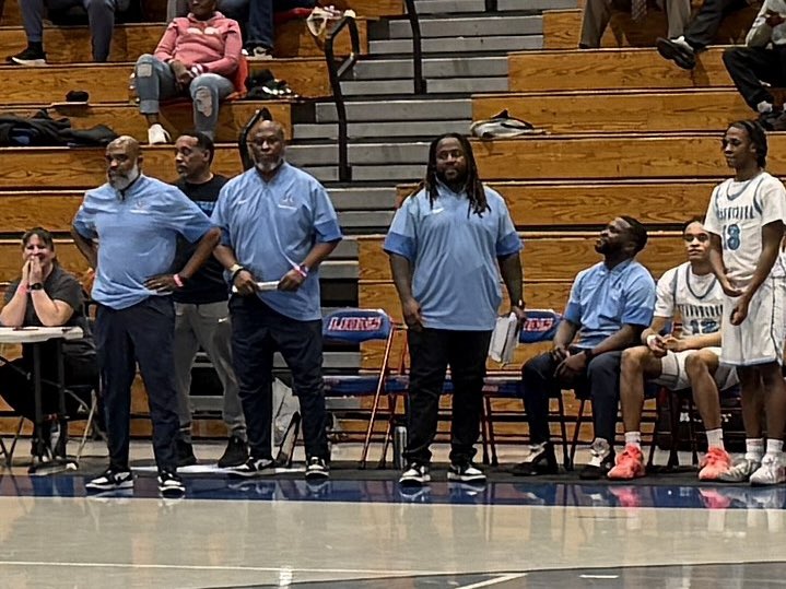 BTS_Report's tweet photo. Final from @PRHSBasketball 
@Meadowcreek_BB advances to the 7-6A region championship after a 66-56 win over @NorcrossHoops 

Names to remember: 
@Sean1Alicea 
Jayden Beckman
@Enzowea26 
@RiversRodney12 
Josh Smith Jr
@FulvioDosSantos 

#HSBB #btsreport https://t.co/fb0YuaSn74