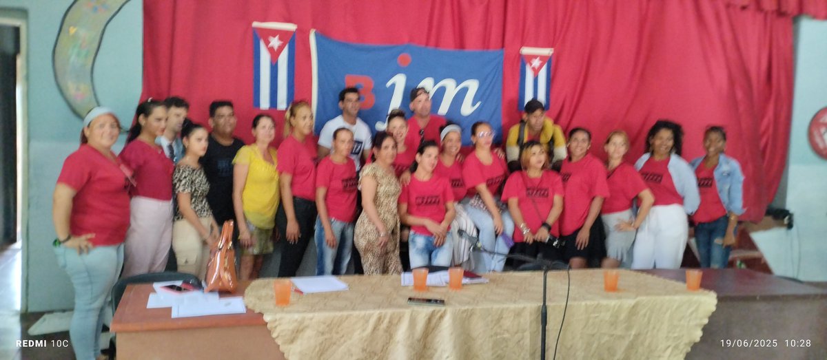 Feliz día para todos los Instructores de Arte de la BJM en #Baguanos
