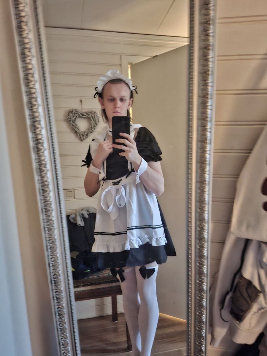 goddessforall53's tweet photo. Y’all meet my sissy wh*re👿🥵 https://t.co/sCzk7G57QR