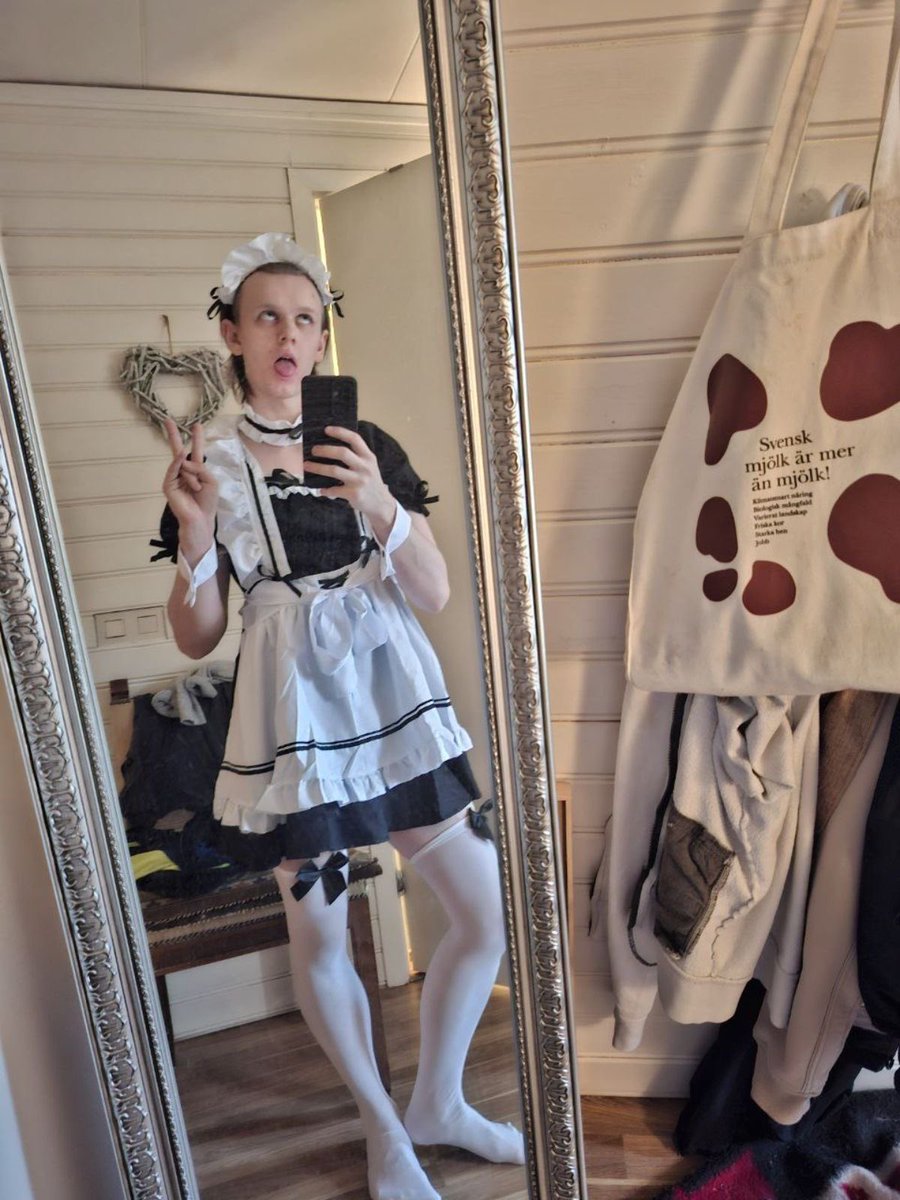 goddessforall53's tweet photo. Y’all meet my sissy wh*re👿🥵 https://t.co/sCzk7G57QR