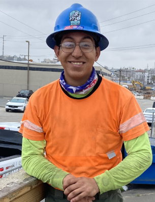 🔧WORKFORCE WEDNESDAY🔧

Meet Douglas Robledo-Lopez--U.S. Marine Corps Veteran and third-period apprentice on the Morena Pump Station project.
 
His goal: become a foreman and build his own home.
 
#WorkforceWednesday
#VeteransInConstruction 👷 🚧