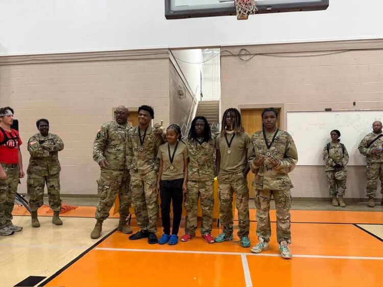 TylerMatthews04's tweet photo. From major rank to Lieutenant Colonel 

Randy Ranger Raiders challenge won second place. #agtg #jrotc #athele💪🏿 https://t.co/5RRDeaXR1e