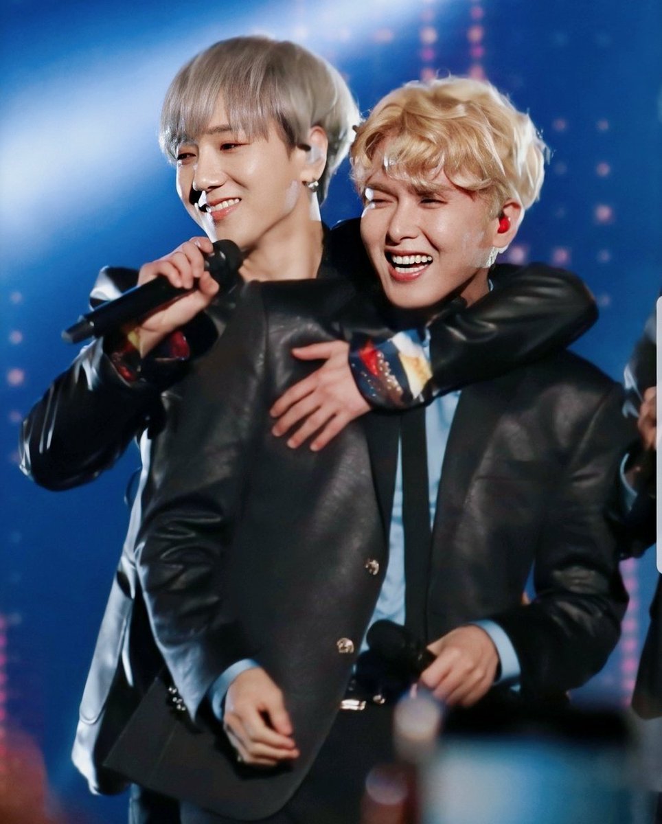 오늘도 힘내서 화이팅💙💙
#예성 #려욱 #yesung #ryeowook