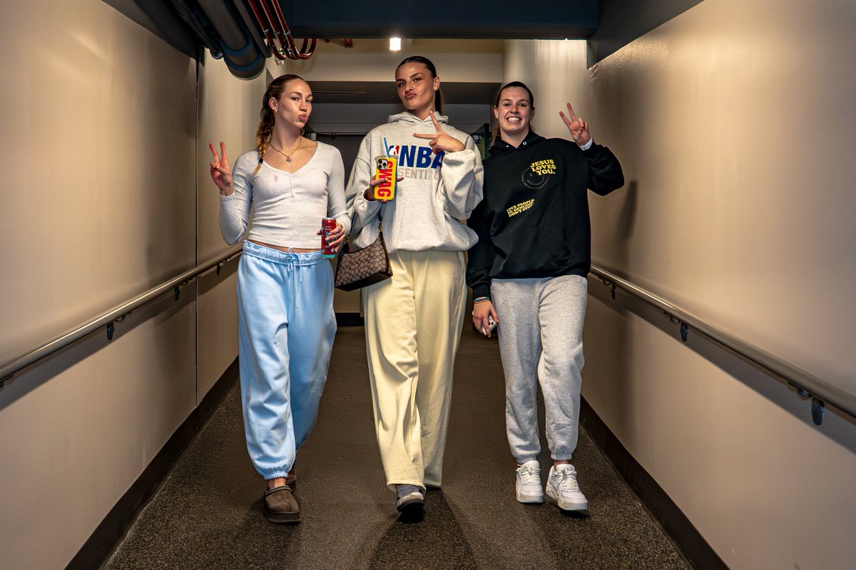 CSUWBasketball's tweet photo. Fitted Up 🤩

#Relentless x #CSURams https://t.co/GtYeomnDmH
