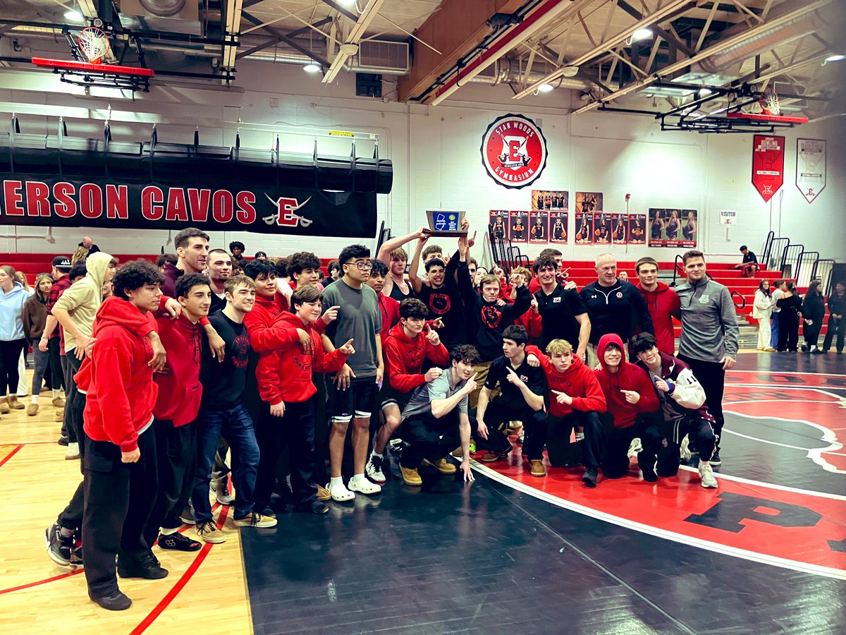 seanfarrell92's tweet photo. FINAL: @EprWrestling 41, Pompton Lakes 30.

Chase Monahan pins in the final bout at 215 to give the Cavos the North 1, Group 1 title. 

First sectional crown since 2020. https://t.co/oY48hCALx3