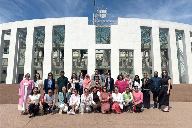 GriffithIDU's tweet photo. @AustraliaAwards Regional Short Course on Gender-Responsive Interventions for Climate Adaptation and Mitigation for Policy Makers from South Asia &amp; Mongolia has wrapped up its final week in Canberra! 
@aushcindia @aushcsrilanka @AusAmbMongolia @AusAmbNP @AusHCPak @AusHCMV @dfat https://t.co/X2Q9EOo5qq