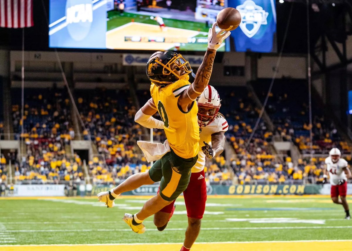 Dylan Henderson tweet media