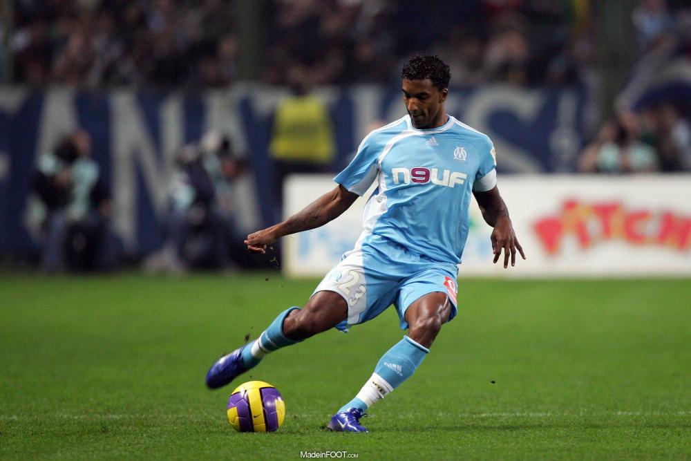 J'ai tellement aimé <a href="/BeyeHabib/">Habib Beye</a> le joueur...
Ce serait incroyable si ça pouvait marcher.
#TeamOM
