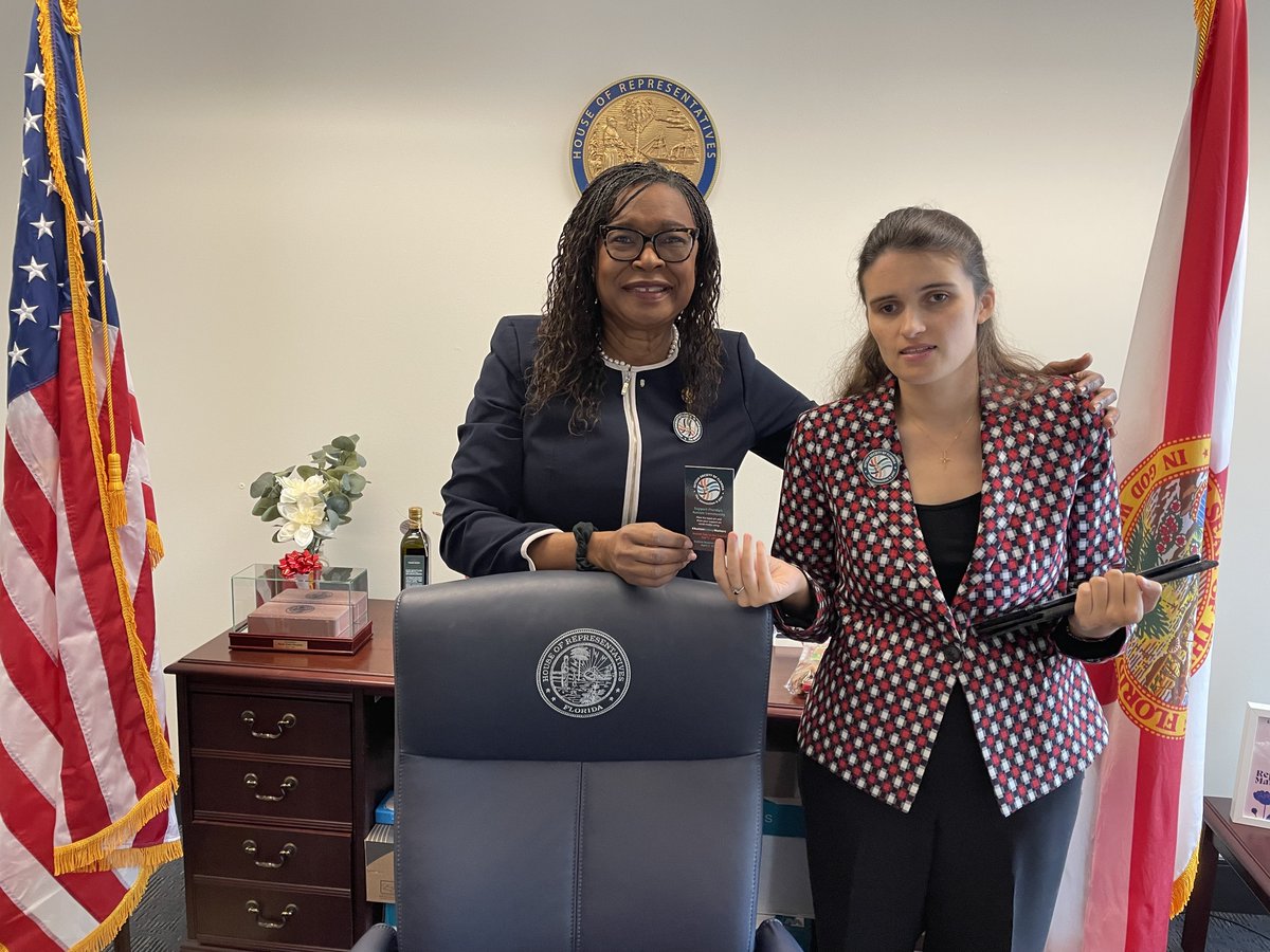 Communication 4 ALL tweet media