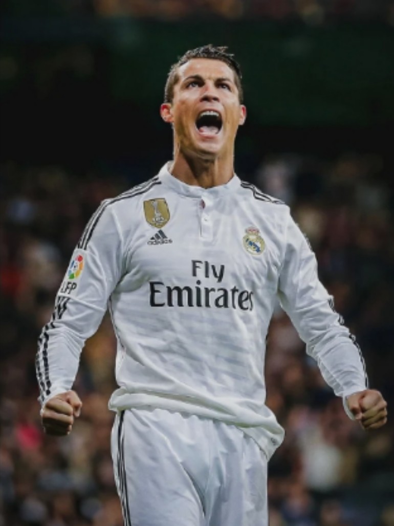 Ronaldo fans, Al Nassr Army, CR7 believers — let's hear it! Why is Cristiano Ronaldo the undisputed GOAT in YOUR eyes? Drop your best reasons + proof below   Goals records?  

Trophies &amp; Ballon d'Ors?  

Mentality &amp; longevity at 41?  

Clutch moments?  

Impact at Al Nassr?

No
