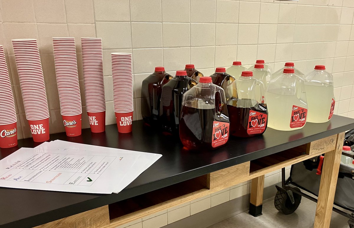 Liz Johnson tweet media