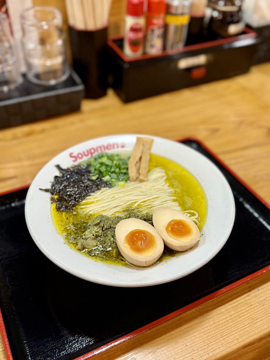Soupmen2's tweet photo. 2/19(木)
皆様おはようございます
#Soupmen です🍜

今週の土曜から牡蠣塩らぁ麺再開します❕
数量限定且つ今週末は三連休ですので
牡蠣目当ての方はお早めに✨️
三連休に向けて頑張ってまいりましょう💪
皆様のお越しをお待ちしております🙇‍♀️

営業時間(2/3より変更）
10:00〜24:30(L.O) https://t.co/VFjS99w52K