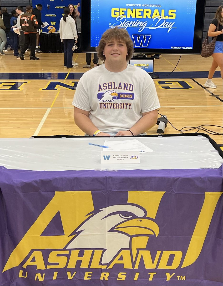 jimmycopenhaver's tweet photo. Outstanding job by Wooster Athletics and Mr. Day for recognizing the 19 student athletes who have signed to play their respective sports at the next level tonight. Coach Dennis did a great job talking about the three football players and said some really great things about Hutson as well. Not sure if I’ve told you this lately or not but Hutson is a good one… Ashland got a good one! Congratulations to all the athletes who announced tonight in front of the Wooster home crowd. Thanks to all the family and friends who came out to support Hutson as well. We love and appreciate you all. Go Eagles! 🦅 #GoAfterIt
