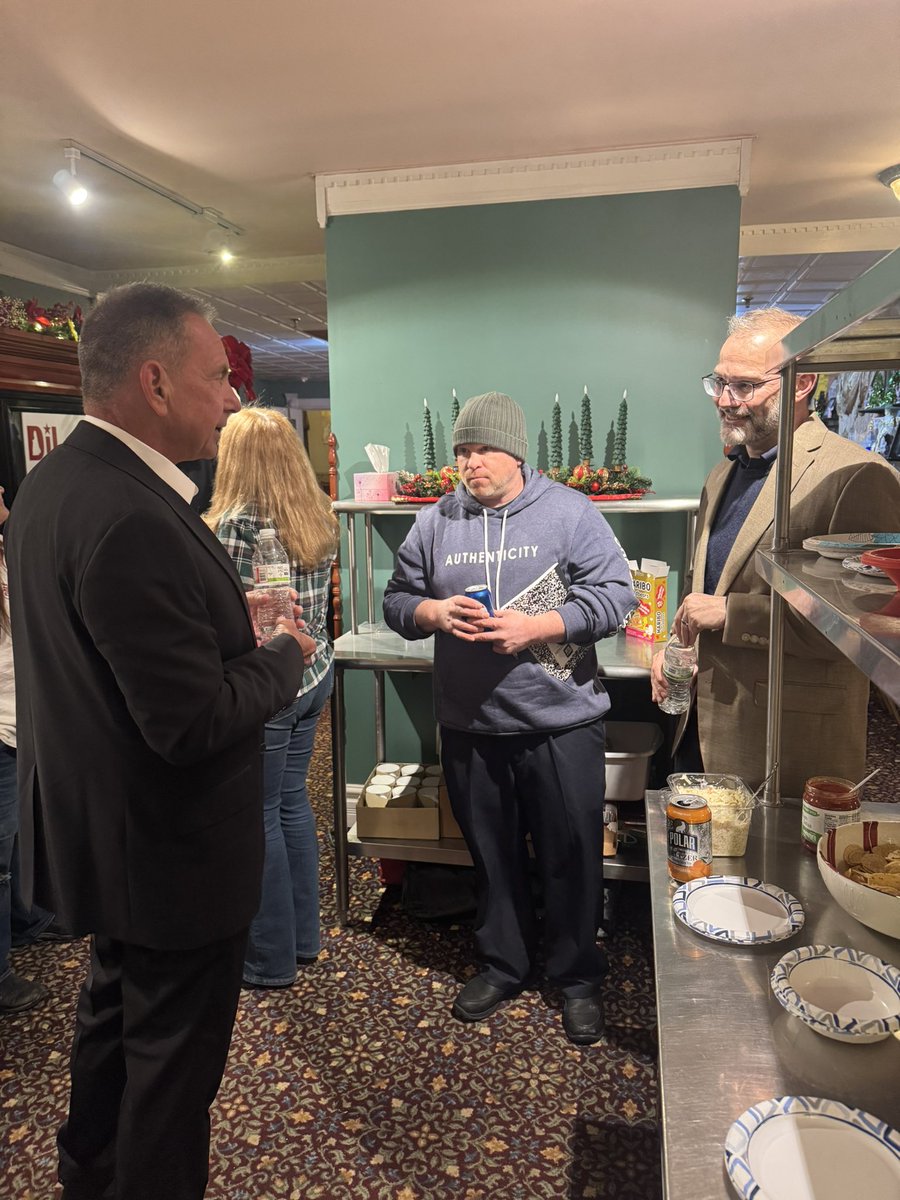 Had a great time in Alton speaking with members of the Tri-County GOP tonight!