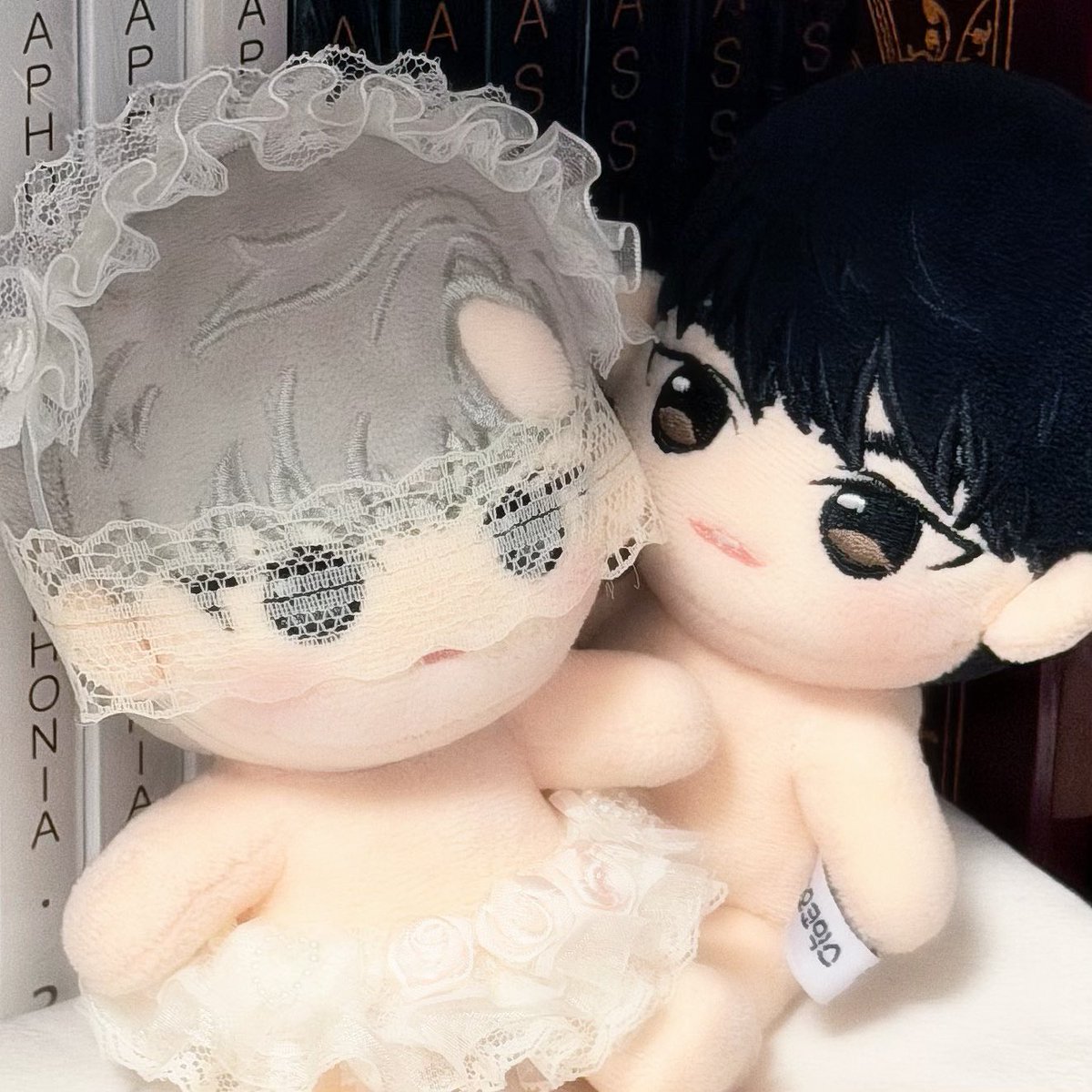 娥露出满意的淫笑