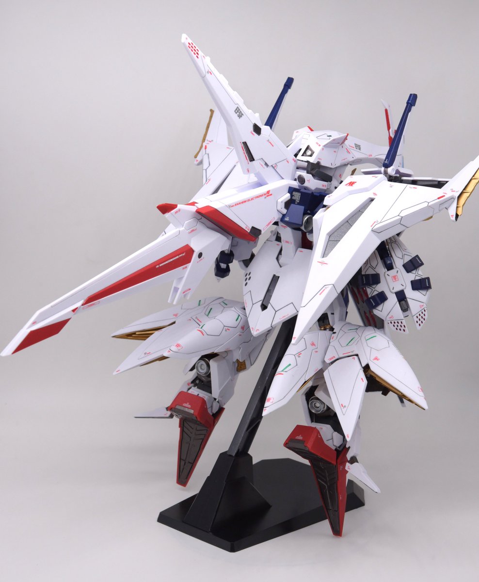 HG #ペーネロペー 完成しました！
デカール枚数は間違いなく過去一、スジボリや塗分けもそこそこ頑張りました。
#キルケーの魔女 で閃ハサ熱を高めておかなければとてもここまで手を入れられなかったかも。
クスィーと同様こちらも汚す予定ですが、まずはクリーンにしっかり仕上げた記録ということで。