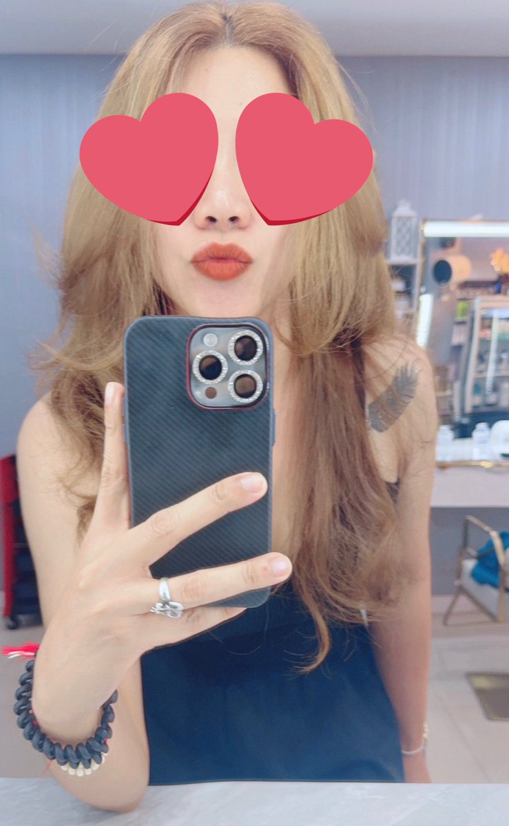 กะเทยนะคะ tweet media