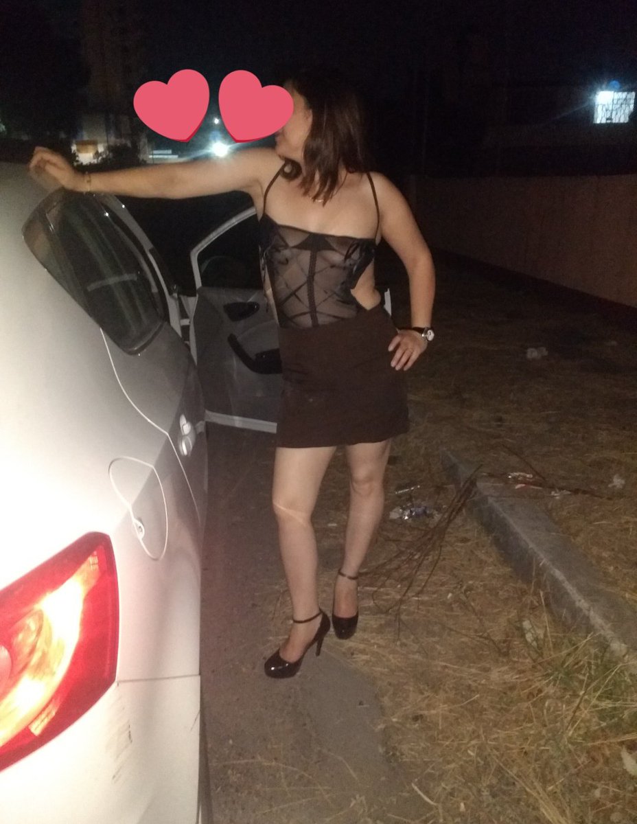 2018_parejasw's tweet photo. Alguien que me trate como lo que soy? 
Que te gustaría hacer conmigo? https://t.co/c3EbQY7NF2