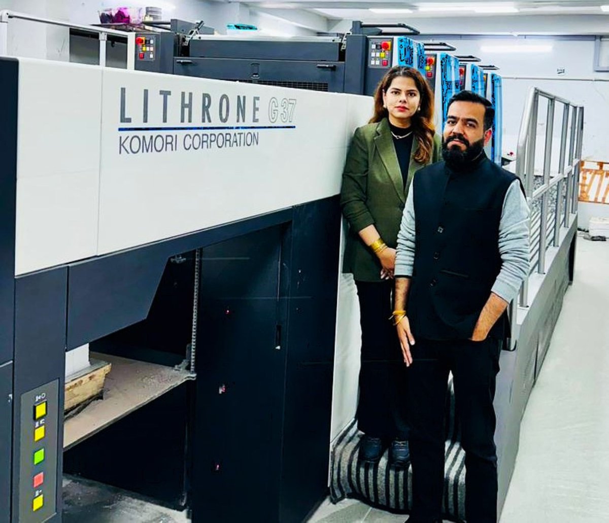 Komoriindia's tweet image. 🙌 Agra-based Darpan Printers widely known as ‘Darpan’ achieved a key milestones🙌
👉 Read the full story here 👇 
👉 lnkd.in/gV6AapM6

#KomoriIndia #OffsetPrintingMachine #PrintingIndustry #DarpanPrinters #NewInstallation #Packagingsector