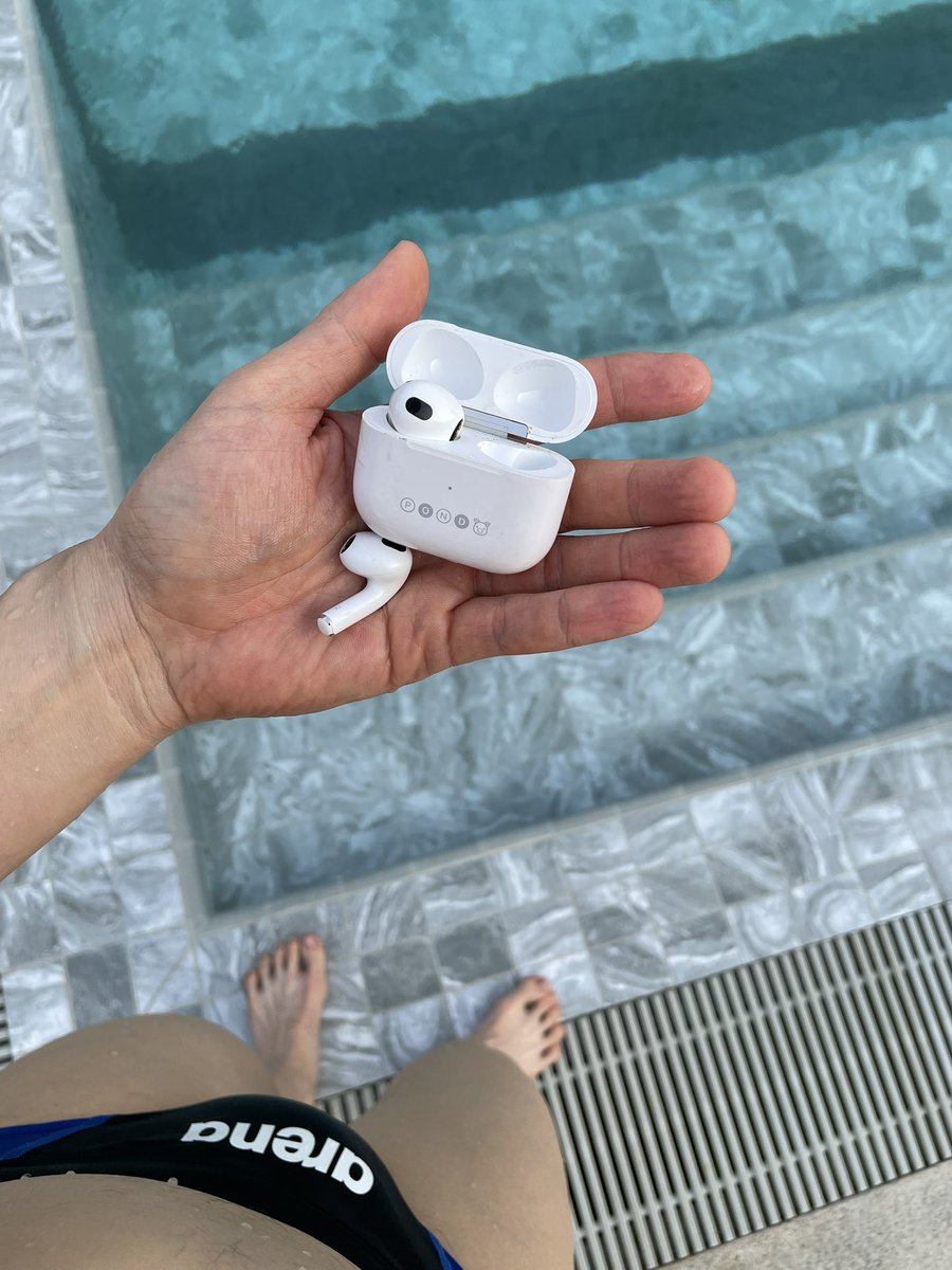 pond_pond tweet media