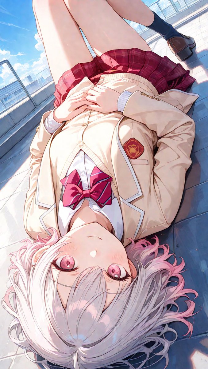 お昼通り越して3時の休憩前のお昼寝✨

※本当に忙し過ぎてポスト、いいね、コメント返し遅くなってごめんなさい😭

◻︎本日は屋上での蓮華ちゃん✨

『ぽかぽか陽気でほんと…  眠くなりそ…💤』
今日の残りも頑張りましょう❗️