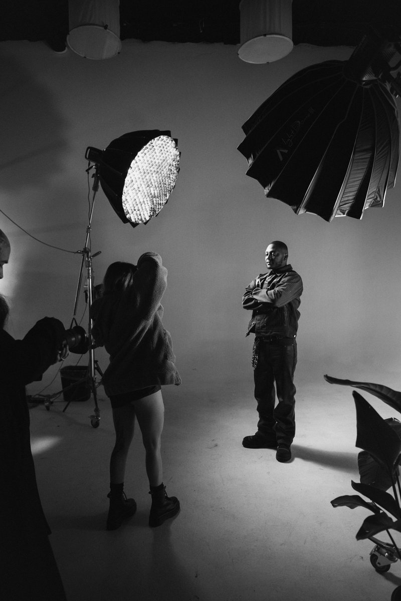 Sunlit.Media tweet media