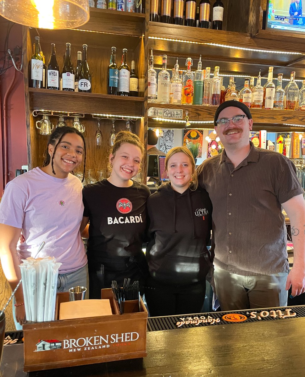 Midday made better, fresh weekly specials, cold brewskies, and the best staff around. ✨❤️

Your perfect lunch spot awaits at Cliff’s. 
#YoureAlwaysWelcomeHere