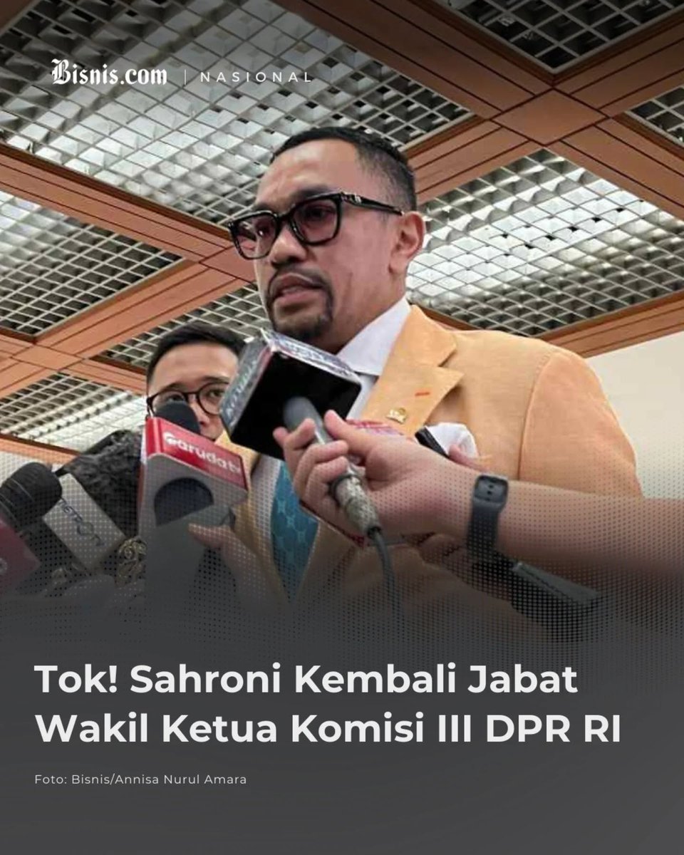 Bisniscom's tweet image. Politisi Partai Nasdem Ahmad Sahroni kembali menjabat sebagai Wakil Ketua Komisi III DPR berdasarkan hasil rapat pleno, Kamis (19/2/2026). Padahal, Sahroni sempat disidang oleh Mahkamah Kehormatan Dewan (MKD) DPR RI karena… instagram.com/p/DU7YYHQAb8d/… #sahroni #dpr #dprri
