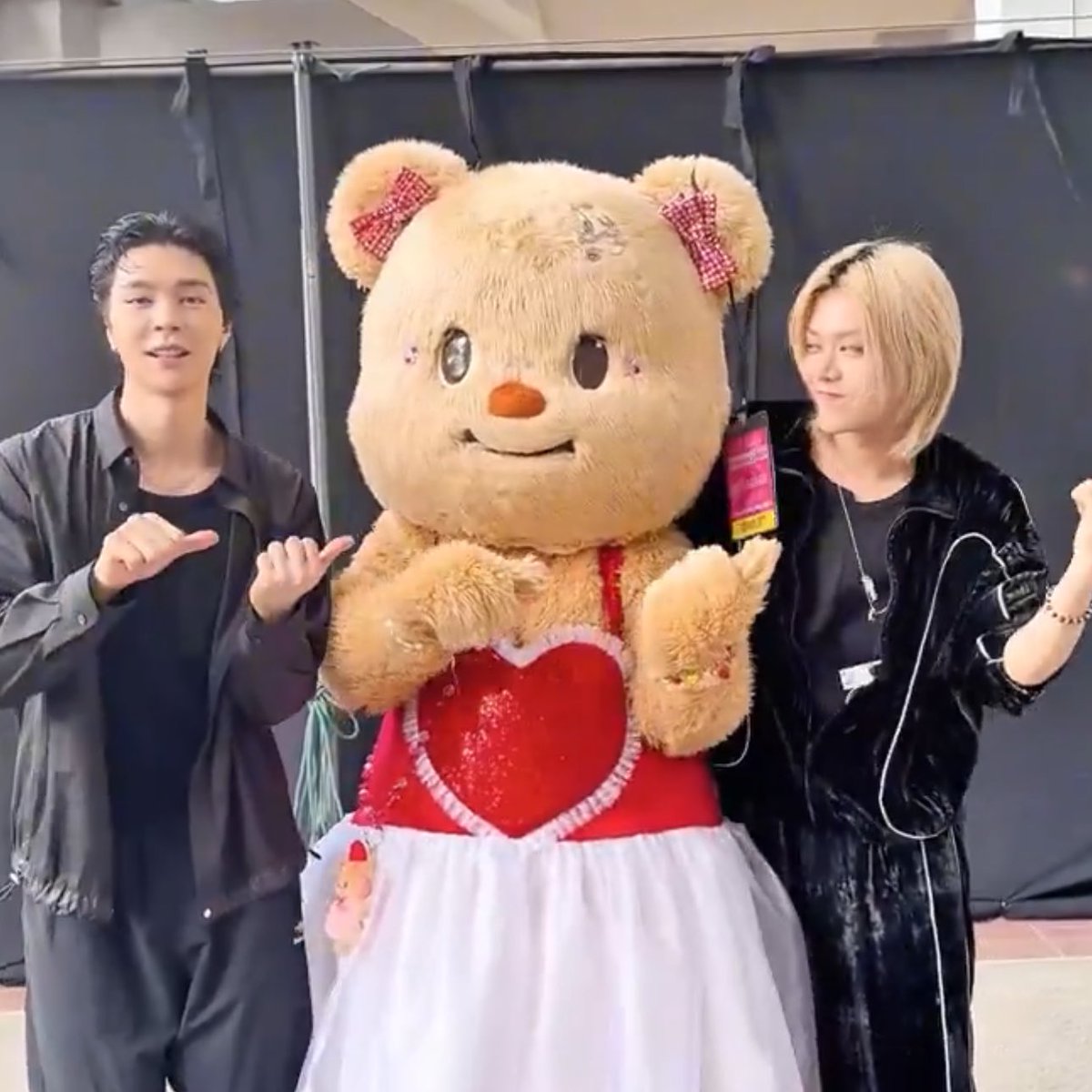 รีแจก127บาท พี่จอห์นนี่ได้เจอน้องหมีเนยแล้ว สุ่มคืนนี้2ทุ่มๆๆๆ 😭😭😭😭😭😭