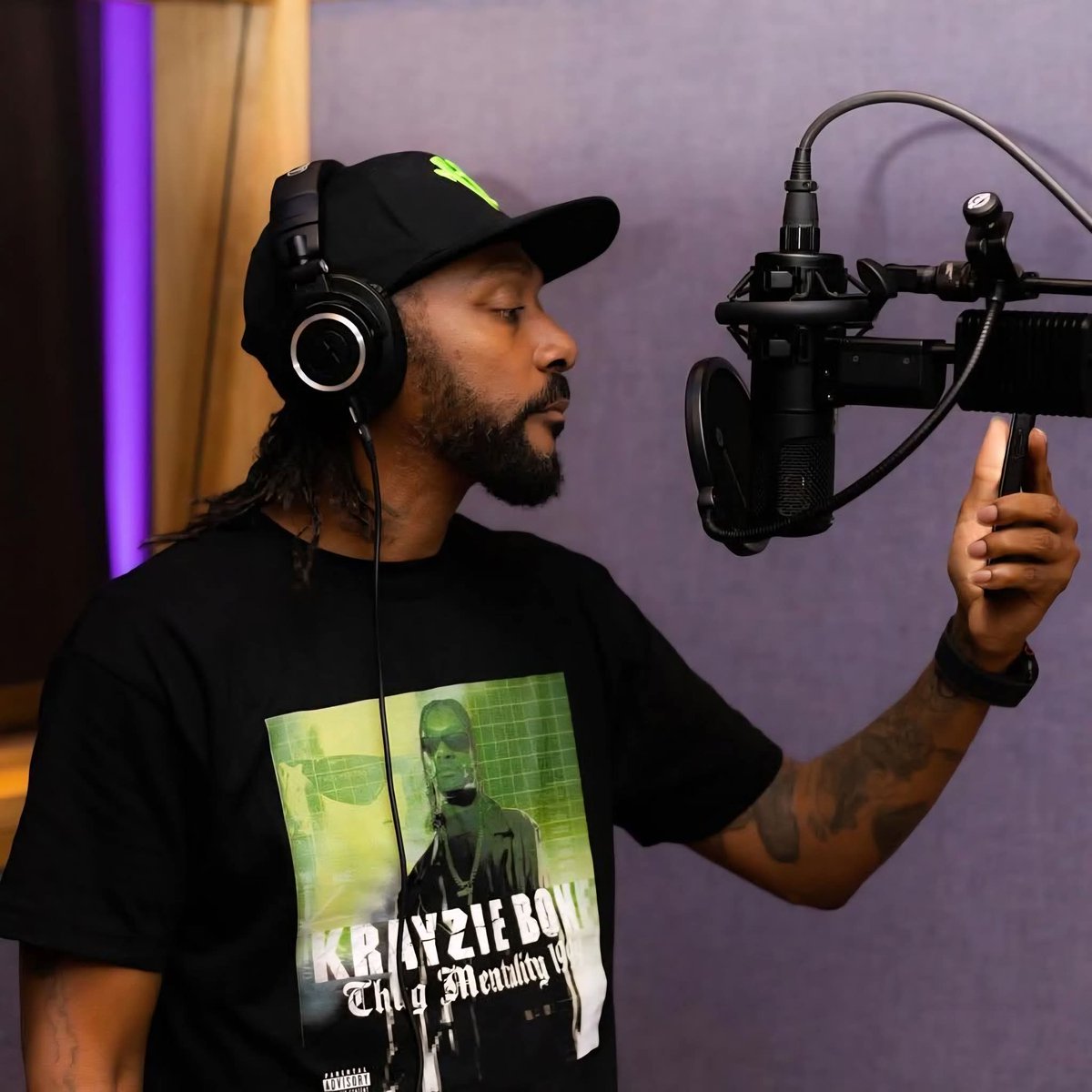 Loyal Bone Fans tweet media