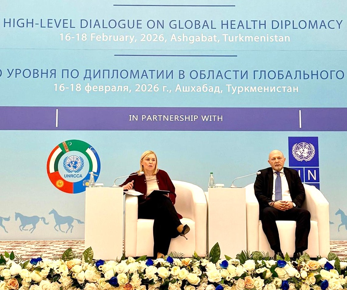 UNRCCA's tweet photo. On 18 February, in #Ashgabat 🇹🇲, #UNRCCA, in close collaboration w/ the @WHO_Europe, convened a thematic session on “#ClimateSecurity & #Health & #EnvironmentalDiplomacy”, within the High-Level Dialogue on #GlobalHealthDiplomacy.
Read more ▶️https://t.co/m2JQ8DlNLM https://t.co/1nW0AlWSdK