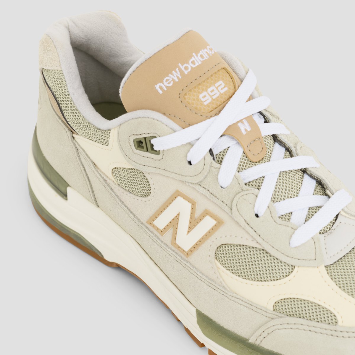 新品未使用】26.0cm NEW BALANCE U992GL OLIVE 2026年 2/26 発売】 New 