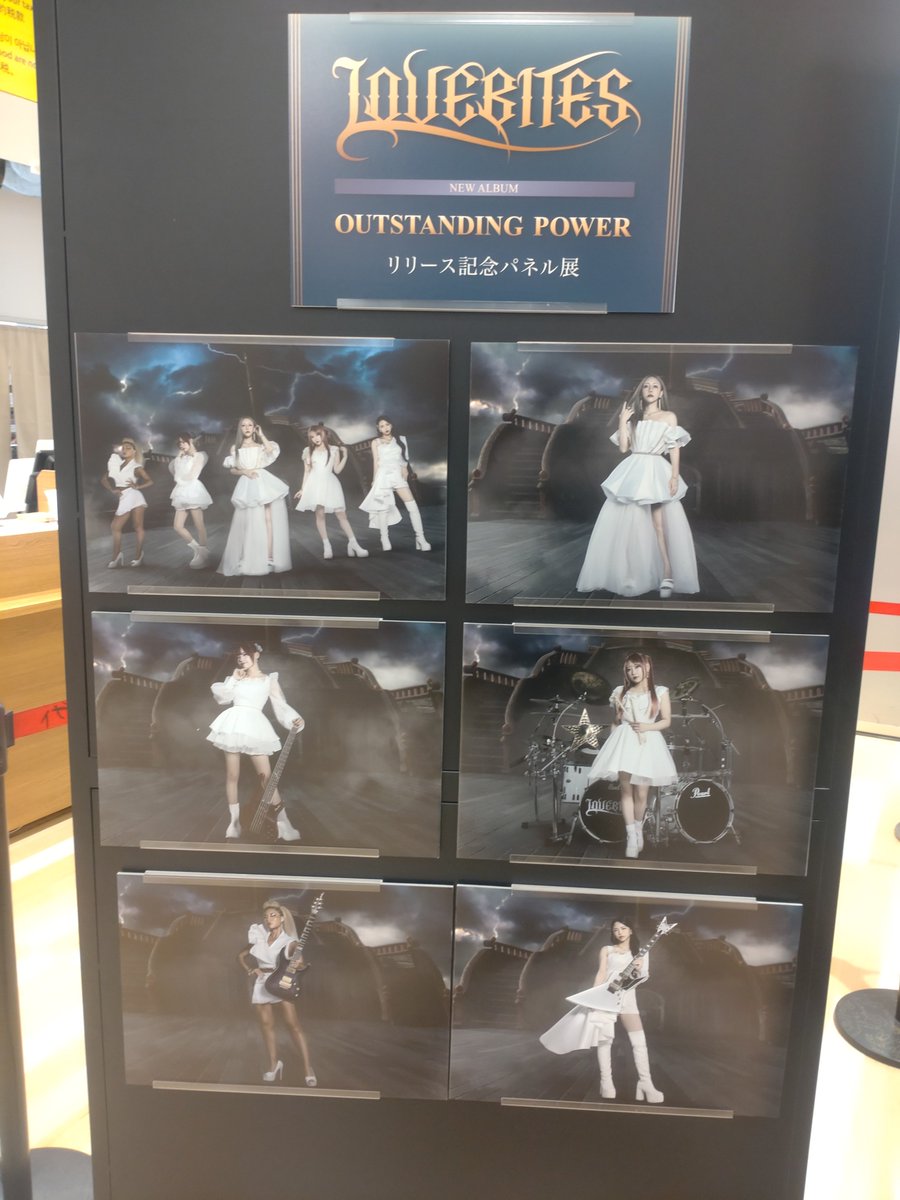 日本橋ジョーシンと茶屋町タワレコで追加購入！ Tシャツとパネル狙い