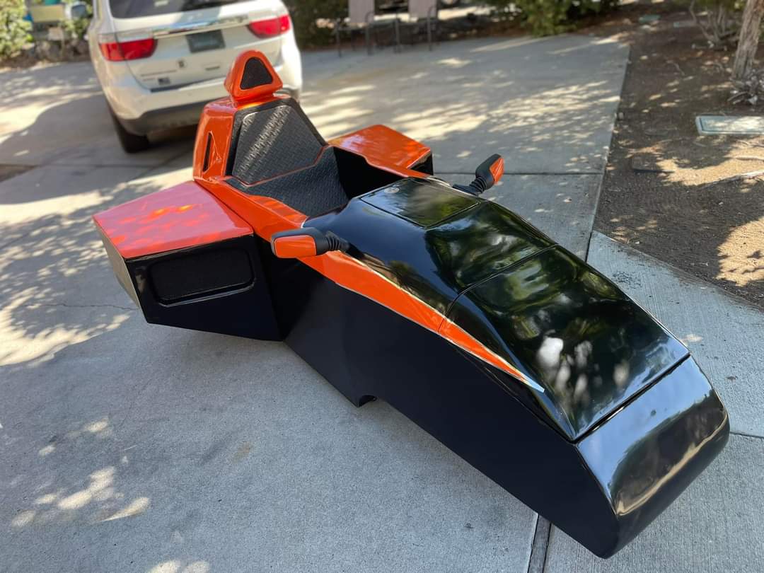 DavetechArtist's tweet photo. Handcrafted Formula one sim car for a client
#f1 #f1sim #racingsim #skullcraftcustoms https://t.co/hugLsrPTLu