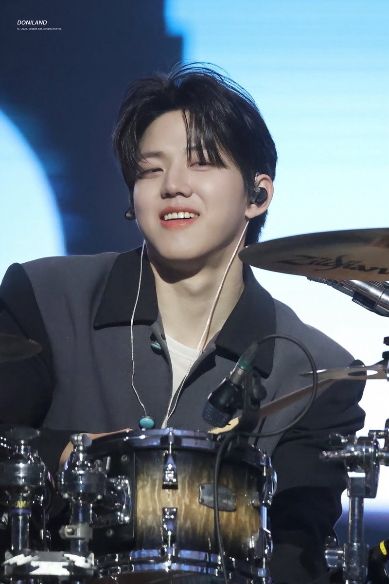Doniland_825's tweet photo. 260207 The DECADE
#데이식스 #DAY6 #DOWOON #도운 https://t.co/28IGaS3UWU