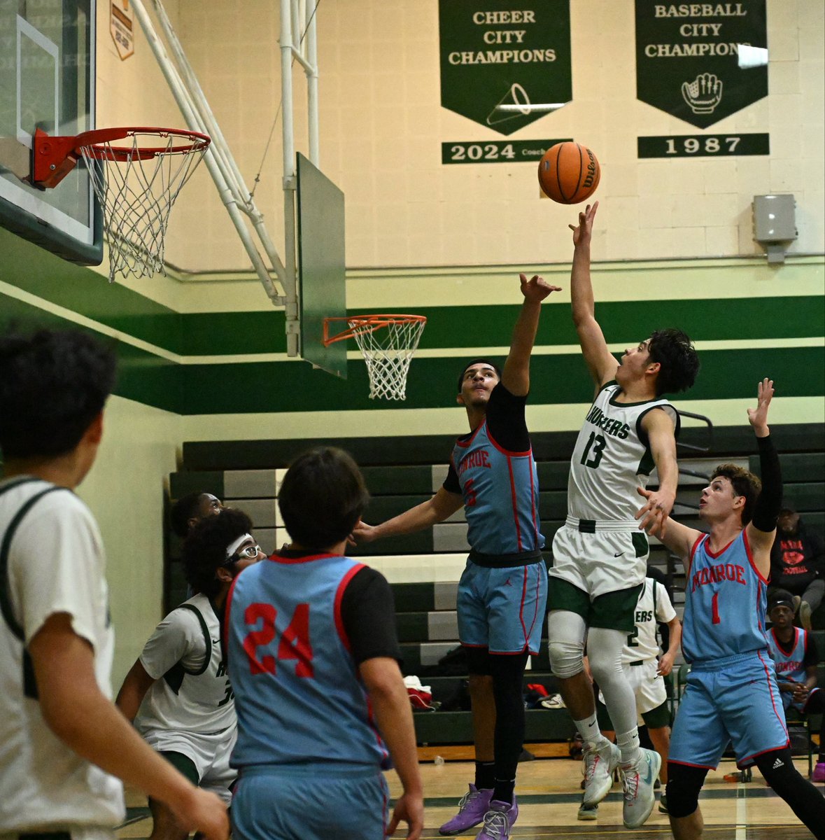 Huntermom51 tweet media