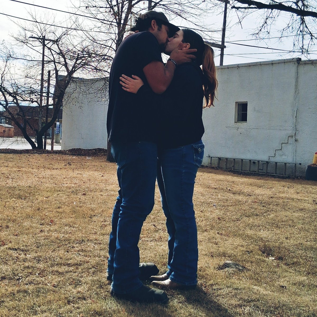 magicrobert2's tweet photo. Hi Everyone Sorry I haven't been on Twitter for a awhile I been busy and I have someone very special in my life we been together for about 7 months I'm so happy to be with her she is my whole world and my everything https://t.co/xiPpUEppyA