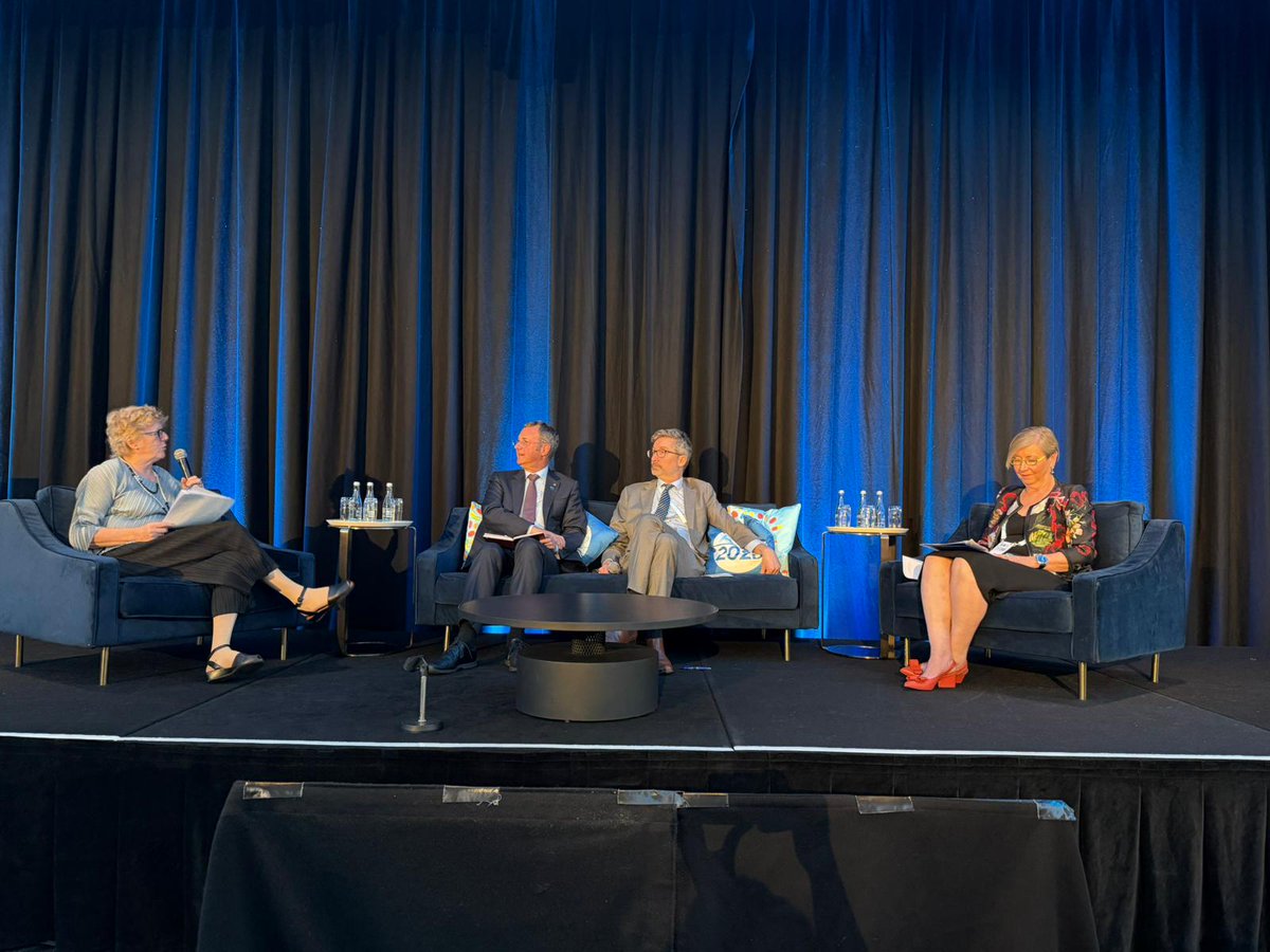 AmbGlobalHealth's tweet photo. Antimicrobial resistance is a global challenge. The 2026 AMR Summit, hosted by @CSIRO and @FlemingCentre,  convened experts to share knowledge and maintain global momentum. Great to share the stage with eminent speakers inc. @UKAMREnvoy and highlight Australia's action on #AMR. https://t.co/AYiUivjHcS