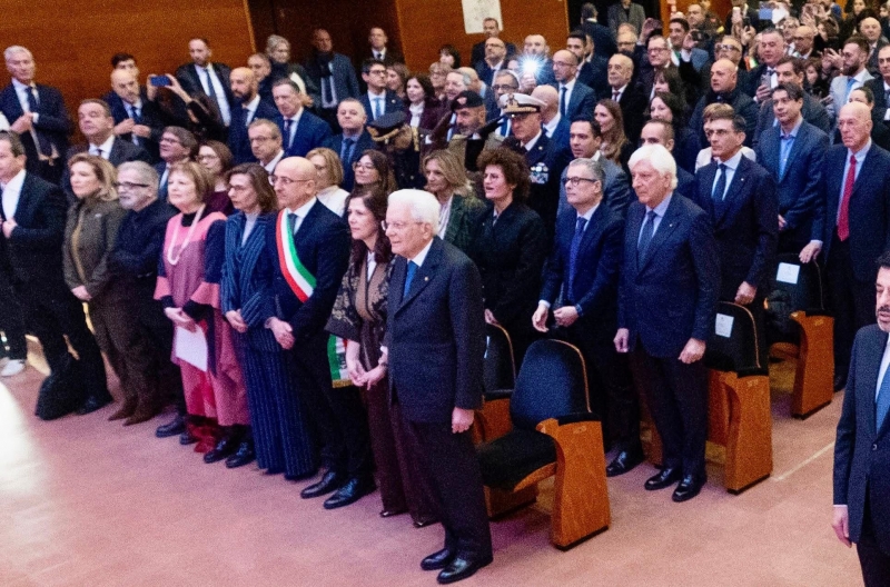 L’ANNO DELEDDIANO NEL CENTENARIO DAL PREMIO NOBEL PER LA LETTERATURA: TUTTI IN PIEDI PER L’INNO NAZIONALE
di Elisa Lucchesini
tottusinpari.it/2026/02/19/lan…
