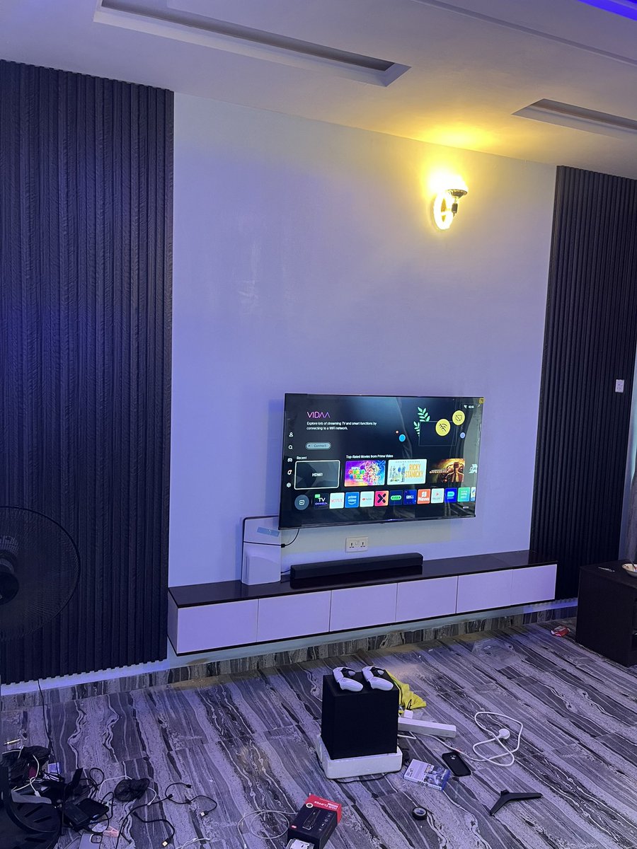 reeyointeriors's tweet photo. Client: I have this tv stand can you repair it and make my parlor look good 
Me: say no more, Merlin Dey here 
#RISERCONCERTD2 https://t.co/pXvWTMoxzw