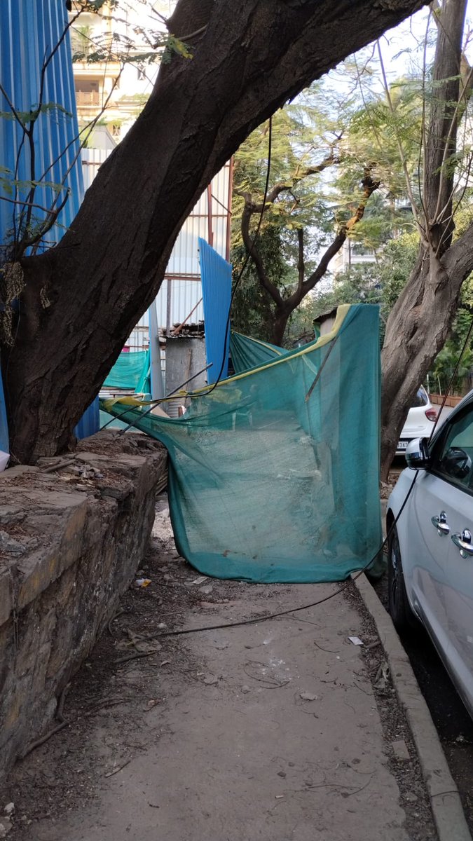Ashutosh_Buch's tweet photo. A builder has taken over the entire footpath to store construction material, forcing pedestrians onto the road.

Why are such violations allowed to continue?

Kindly intervene urgently

Central Avenue, Santacruz W
Loc : https://t.co/YCwKlaIMKO

@mybmc @MumbaiPolice @mumbaimatterz https://t.co/YCkpXeZSGA