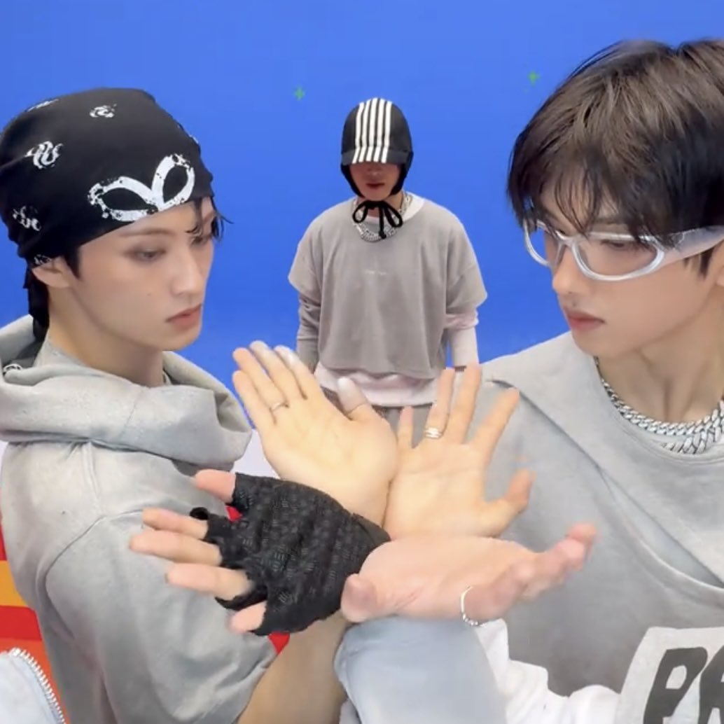 ㅂiㅂ! tweet media