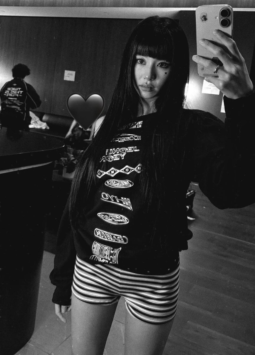 godmitzu's tweet image. SON CHAEYOUNG