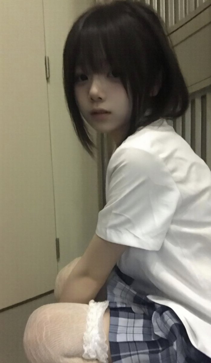JohnNeill2's tweet photo. 平成5年生まれ、31歳。  
まだ独身。だれか貰ってくれる？ https://t.co/MC0rKXolUV
